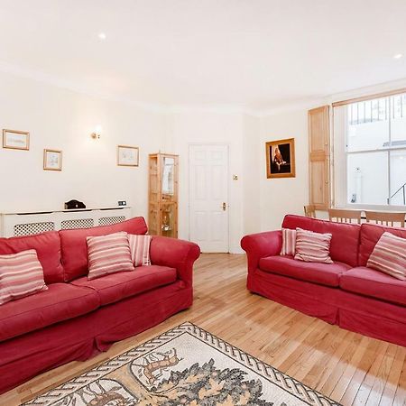 Stylish Apartment In Victoria Лондон Екстериор снимка